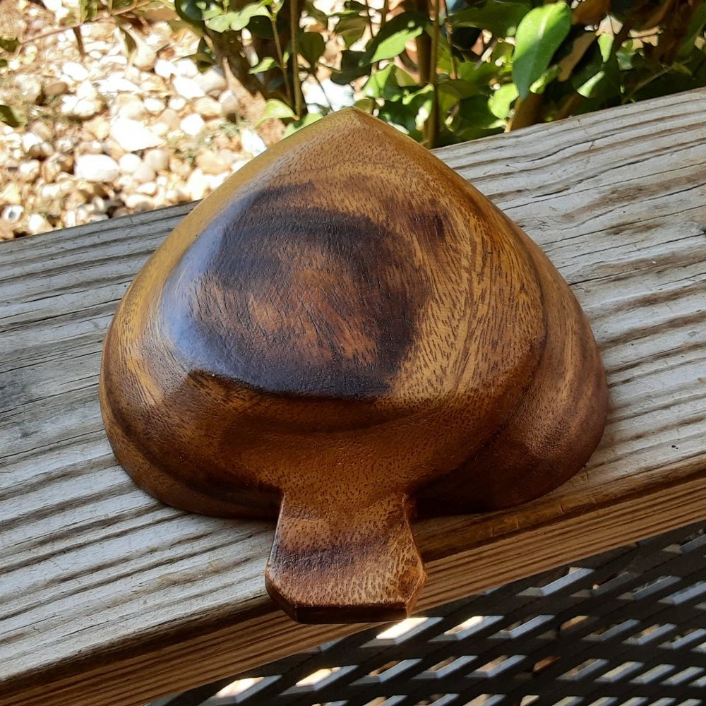 Vintage MCM Monkey Pod Wood Card Suits Spade-shaped Bowl - Picture 3 of 3